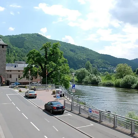 Отель Restaurant Lahnhof Dausenau